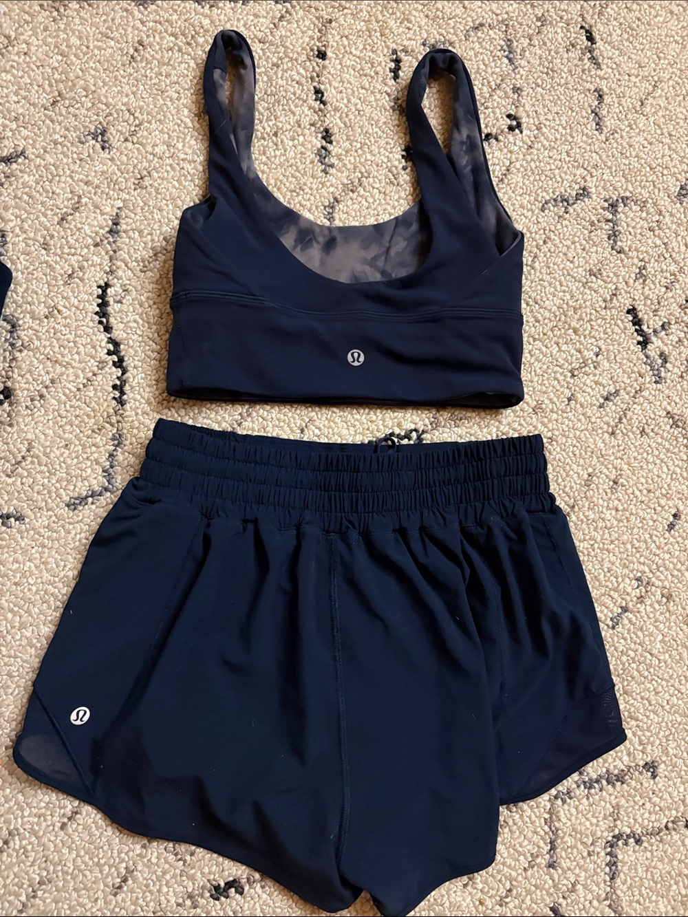Lululemon Navy Activewear Set Sz 6 - Picture 2 of 5
